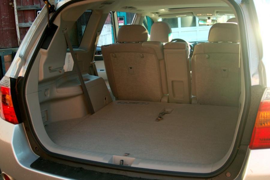  Toyota Highlander Sport 2008 года  (фото 31 из 57)